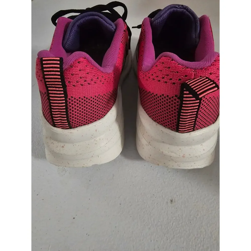 NWOB Women's Lace-up Sneakers size EU39 US 8-8.5